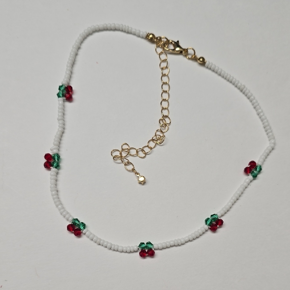 🔸️5/$25🔸️Ivory Ella Cherry Bead Choker Necklace
